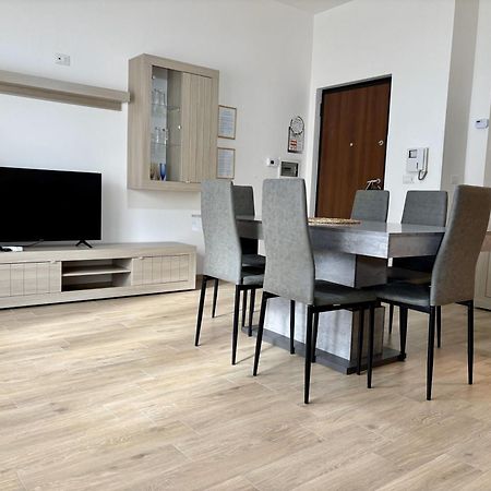Zezzella By In Puglia Service Locorotondo Exterior foto