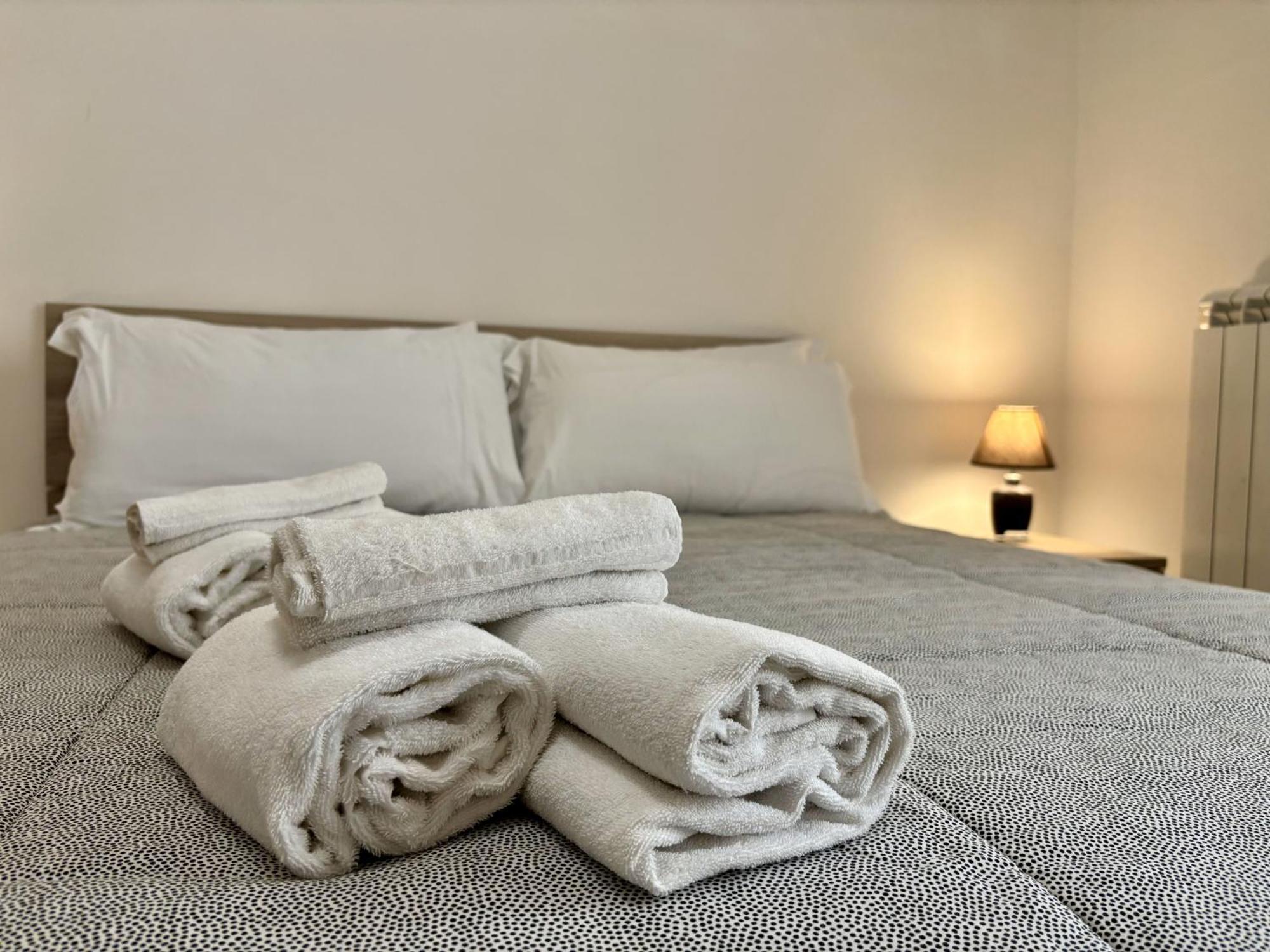 Zezzella By In Puglia Service Locorotondo Exterior foto