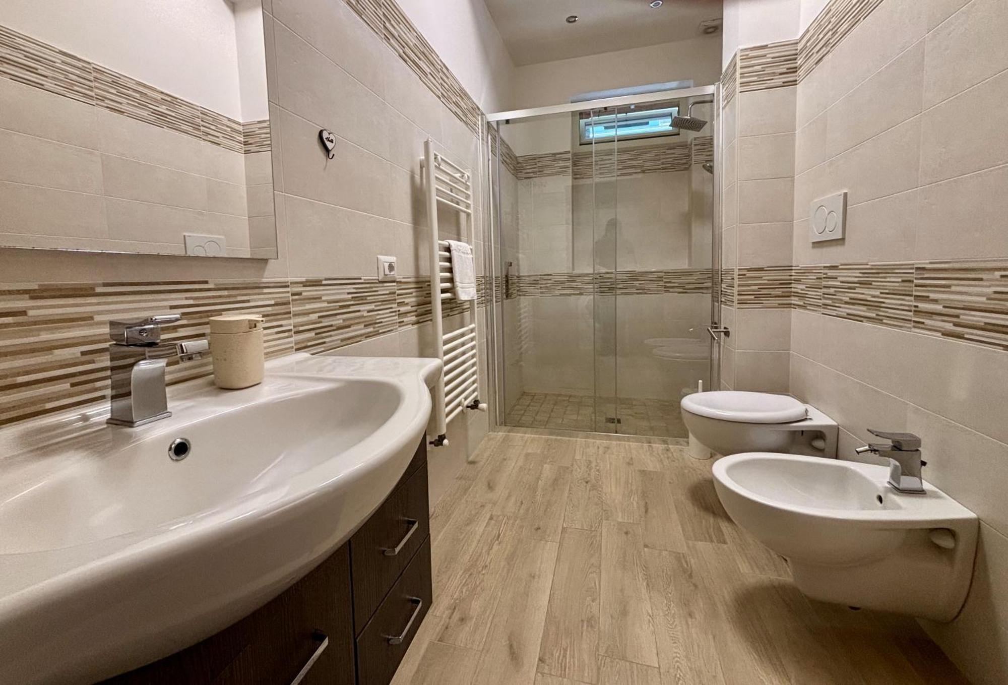 Zezzella By In Puglia Service Locorotondo Exterior foto