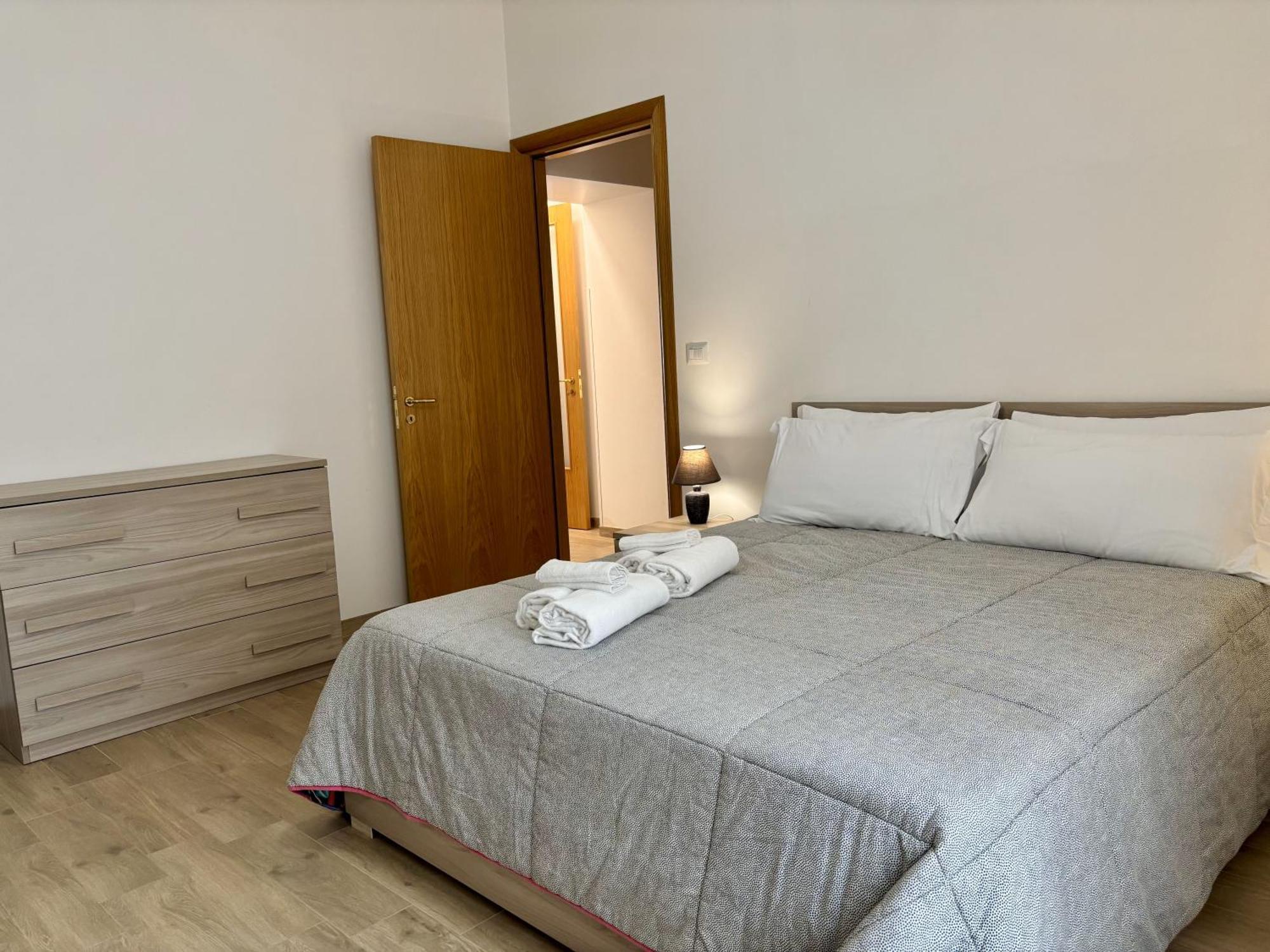 Zezzella By In Puglia Service Locorotondo Exterior foto